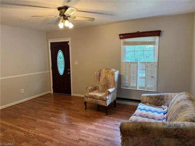 717 Edgewood Road, photo 5 of 14