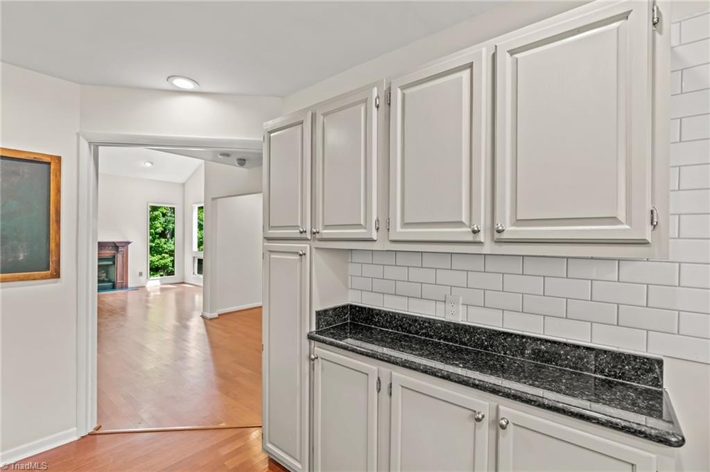 442 Chester Woods Court, High Point, North Carolina image 7