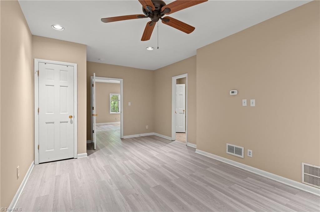 442 Chester Woods Court, High Point, North Carolina image 25