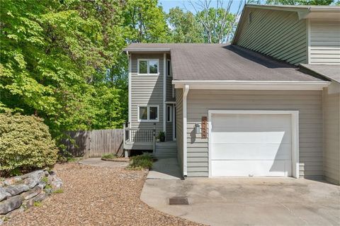 442 Chester Woods Court High Point NC 27262