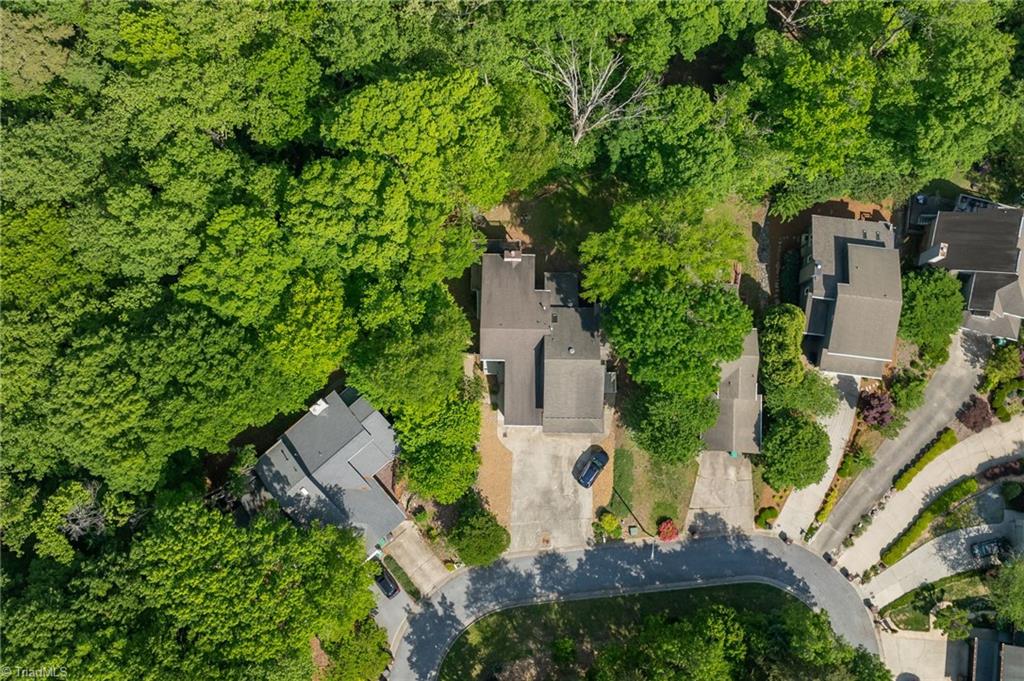 442 Chester Woods Court, High Point, North Carolina image 35