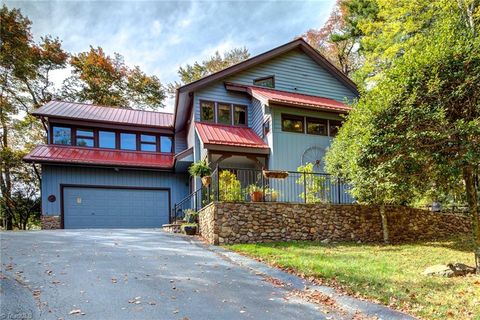 Homes For Sale - 249 Red Bird Lane<br/> Roaring Gap, NC 28627