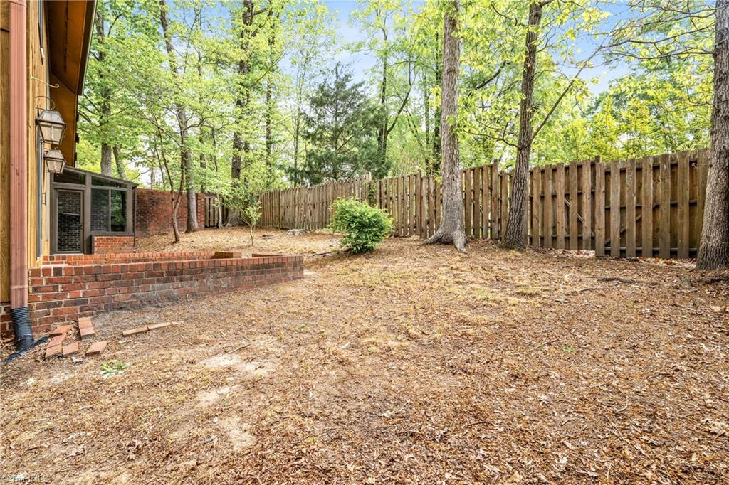 1709 Chestnut Glen Way, High Point, North Carolina image 48