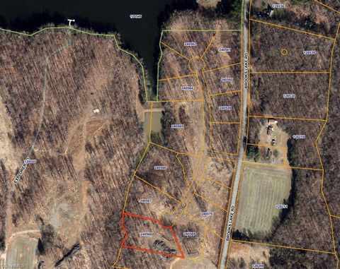 Vacant Land For Sale - 7907 Duck Pond Court<br/> Browns Summit, NC 27214