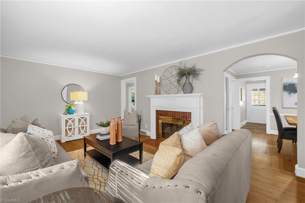 Greensboro, North Carolina 27403, United States, 4 Bedrooms Bedrooms, ,2 BathroomsBathrooms,Residential,Active,235086