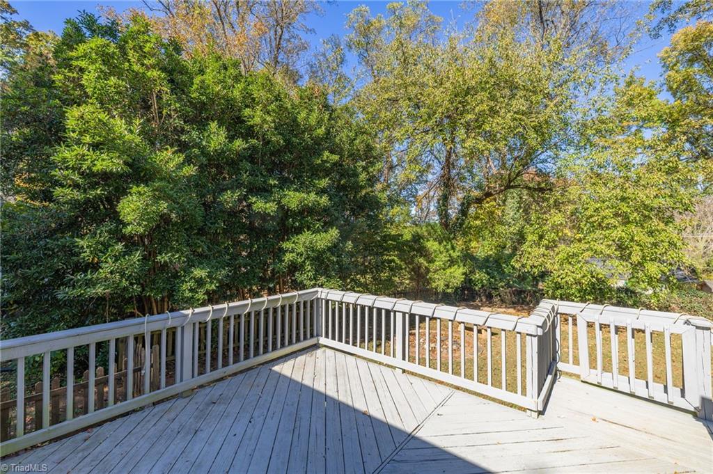 Greensboro, North Carolina 27403, United States, 4 Bedrooms Bedrooms, ,2 BathroomsBathrooms,Residential,Active,235086