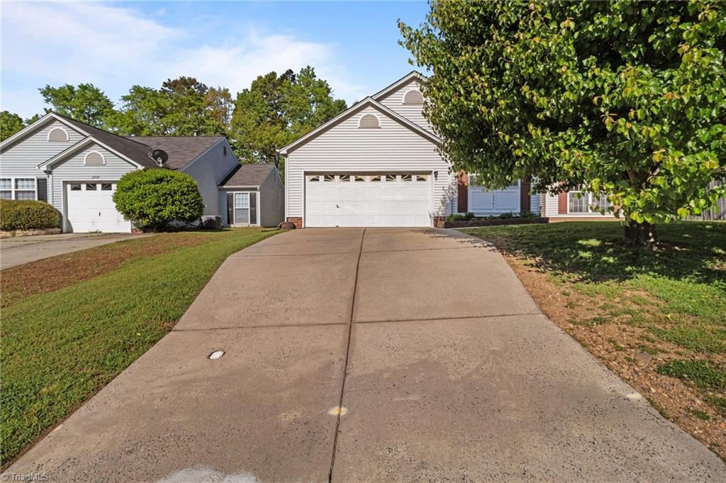 12541 Cheryl Anne Place, Charlotte, North Carolina image 1