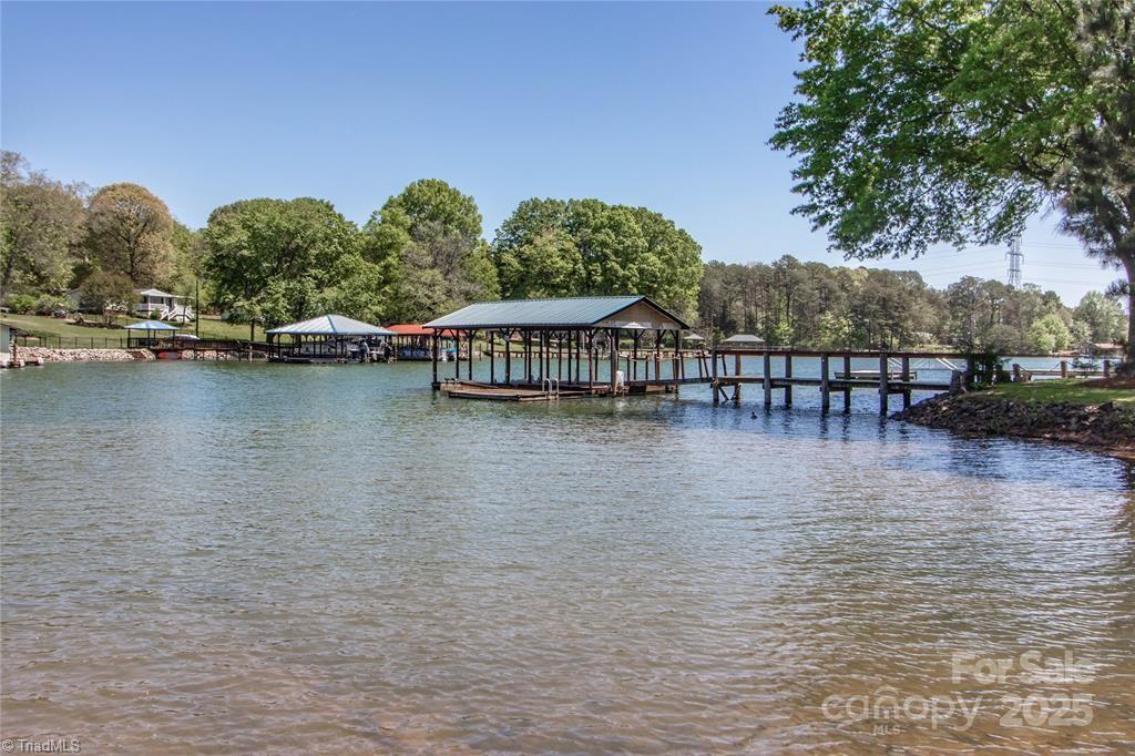 4271 Candlewood Drive, Sherrills Ford, North Carolina image 44