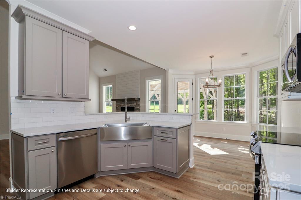 4271 Candlewood Drive, Sherrills Ford, North Carolina image 10
