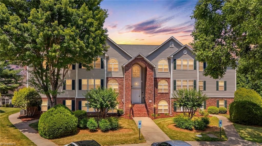 Photo of 734 Scholastic Court, Winston-Salem, NC 27106 (MLS # 1224796)