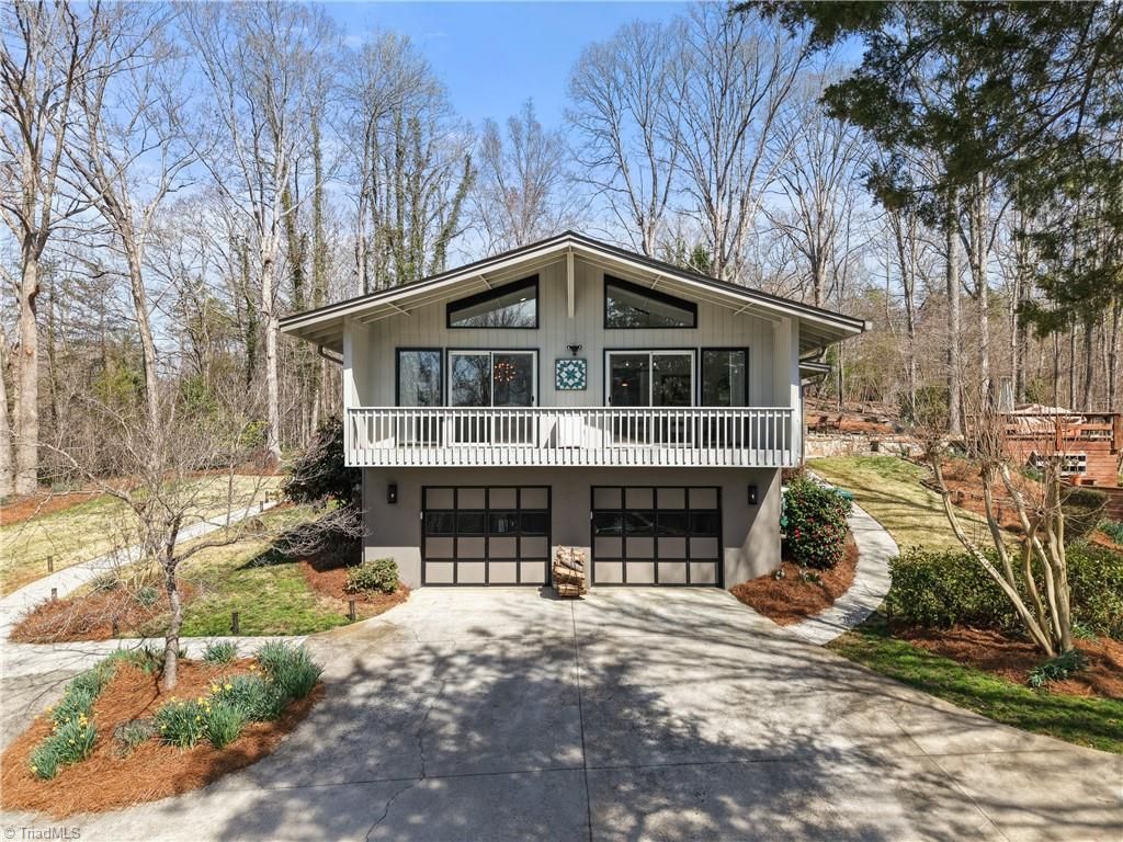 Photo of 7588 Lasater Road, Clemmons, NC 27012 (MLS # 1212178)