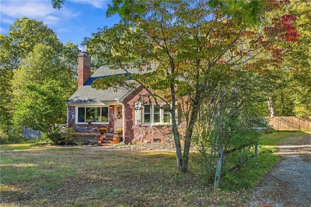 6579 Bethel Church Road, photo 4 of 47