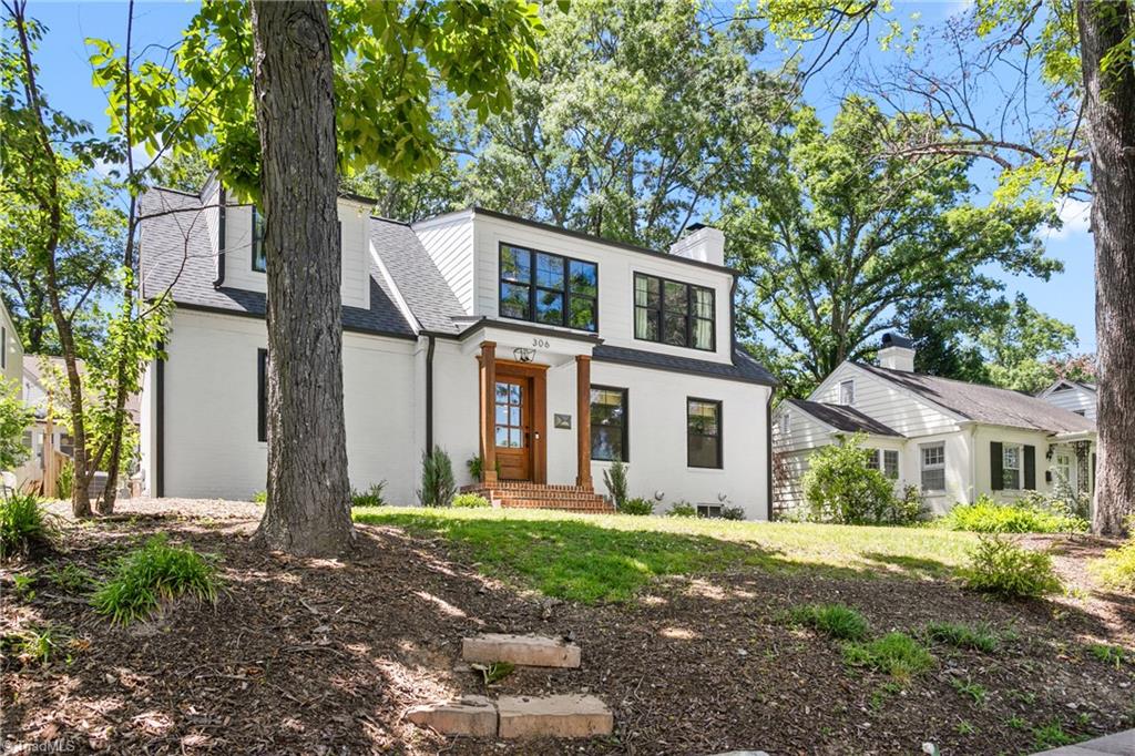 306 W Greenway Drive S