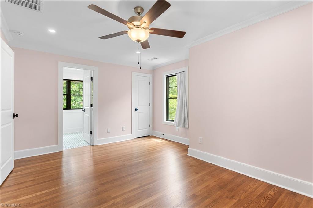 306 W Greenway Drive, Greensboro, North Carolina image 39