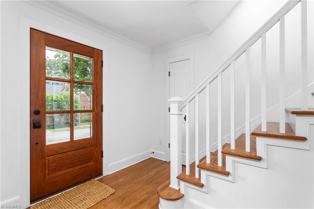 306 W Greenway Drive, Greensboro, North Carolina image 6