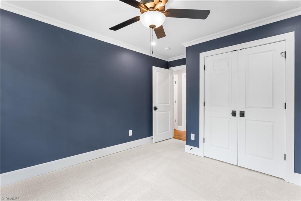 306 W Greenway Drive, Greensboro, North Carolina image 36