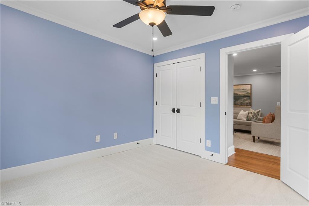 306 W Greenway Drive, Greensboro, North Carolina image 32