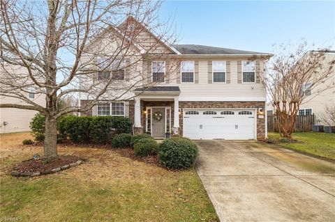 5511 Oak Gate Drive Greensboro NC 27405