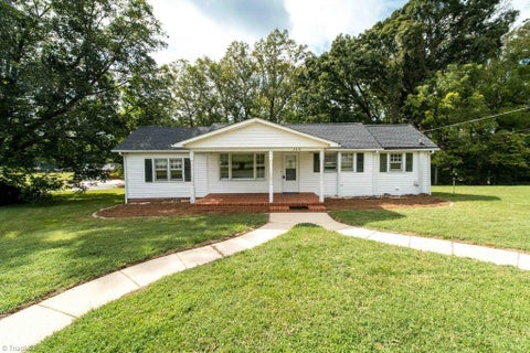 Homes For Sale - 730 Walkertown Guthrie Road<br/> Forsyth County, Walkertown, NC 27101