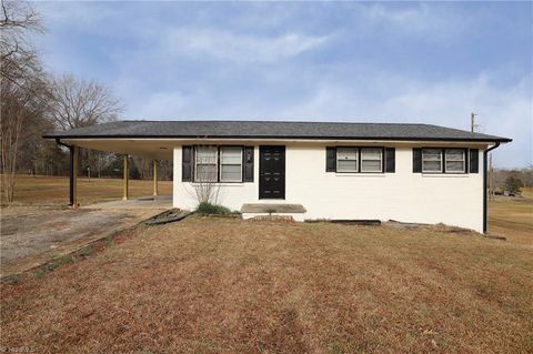 Condo For Sale - 9729 Nc Highway 700<br/> Pelham, NC 27311