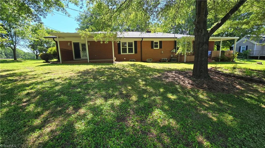 2155 Fancy Gap Road, Mount Airy, North Carolina image 4