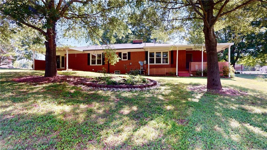 2155 Fancy Gap Road, Mount Airy, North Carolina image 5