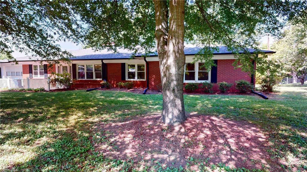 2155 Fancy Gap Road, Mount Airy, North Carolina image 3