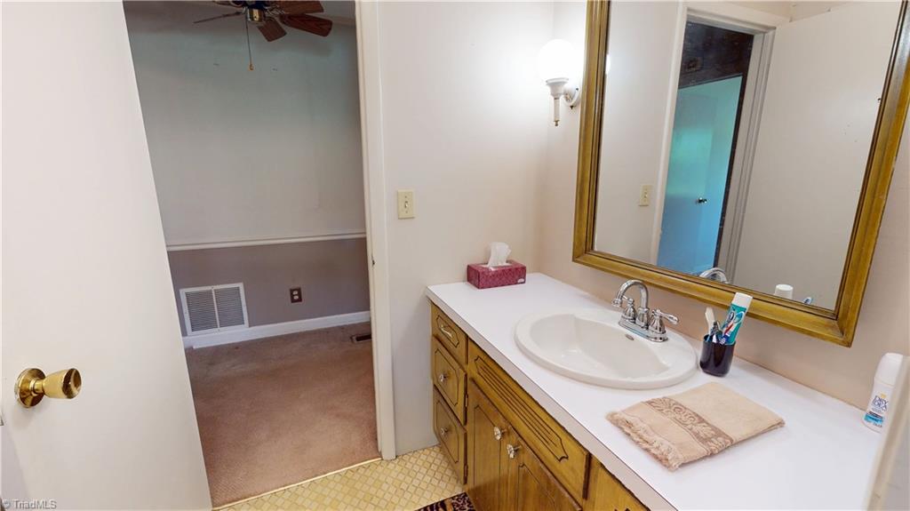 2155 Fancy Gap Road, Mount Airy, North Carolina image 39