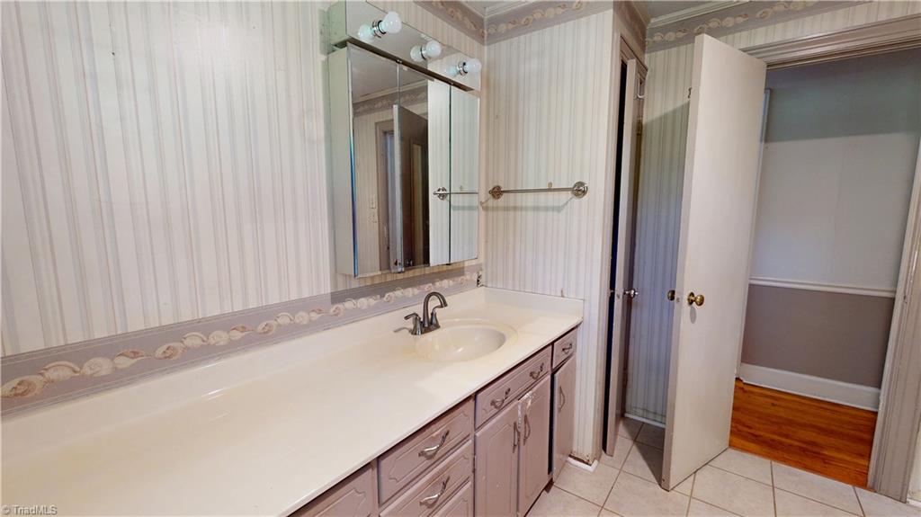 2155 Fancy Gap Road, Mount Airy, North Carolina image 27