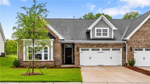 Townhouse For Sale - 266 Yarrow Drive<br/> Lexington, NC 27295