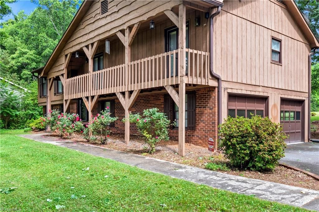 Photo of 2301 Trammel Terrace, Winston-Salem, NC 27106 (MLS # 1222509)