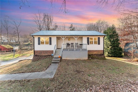 Homes For Sale - 7113 N River Road<br/> Oak Ridge, NC 27310