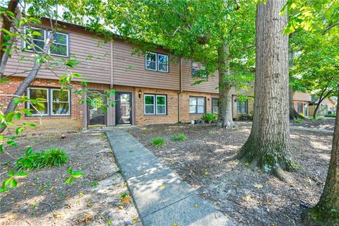 811 Scott Avenue Greensboro NC 27403