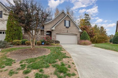 A home in Clemmons