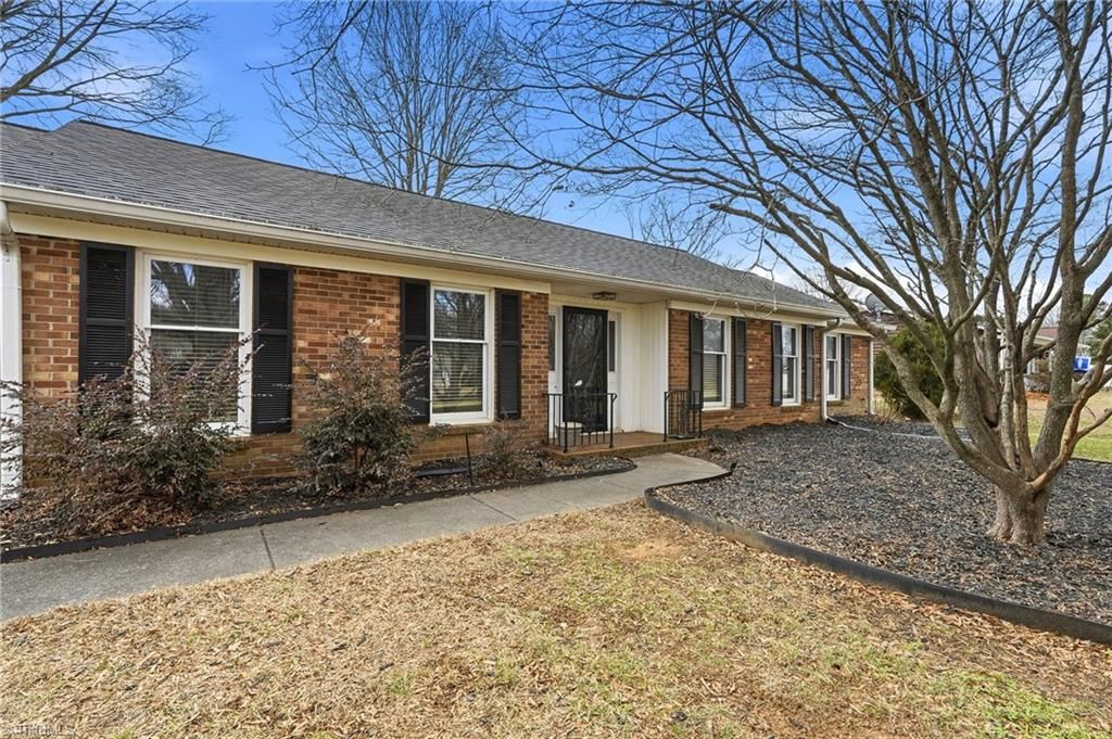 Photo of 316 Derby Street, Kernersville, NC 27284 (MLS # 1207743)