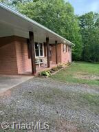 195 Horseshoe Road
