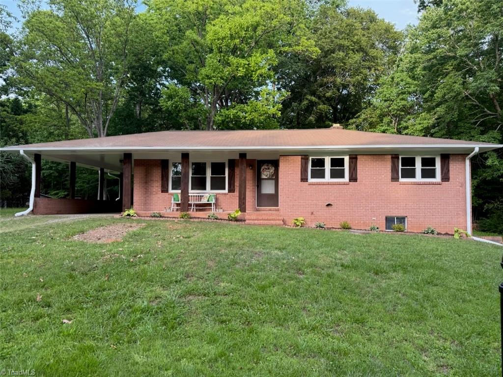 195 Horseshoe Road, Madison, North Carolina image 1