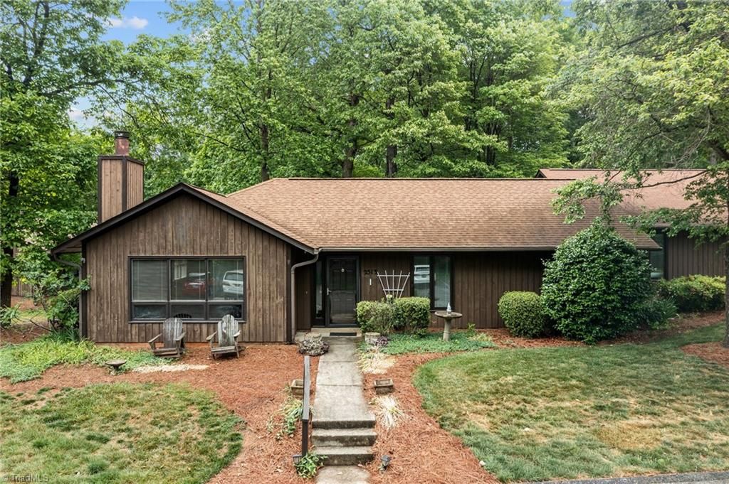 Photo of 2513 Cottage Place, Greensboro, NC 27455 (MLS # 1218508)