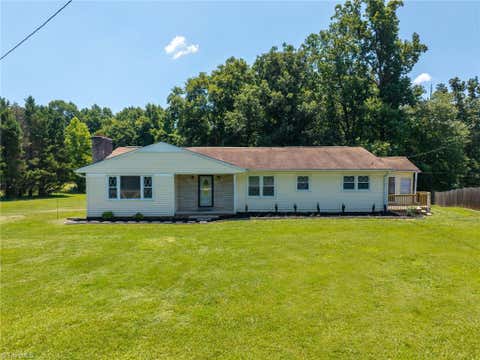Photo for 3012 Courtney Huntsville Road