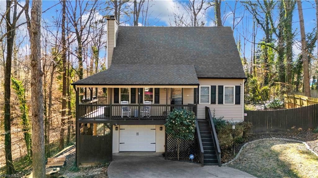 Photo of 3137 Russell Way Lane, Winston-Salem, NC 27127 (MLS # 1207521)