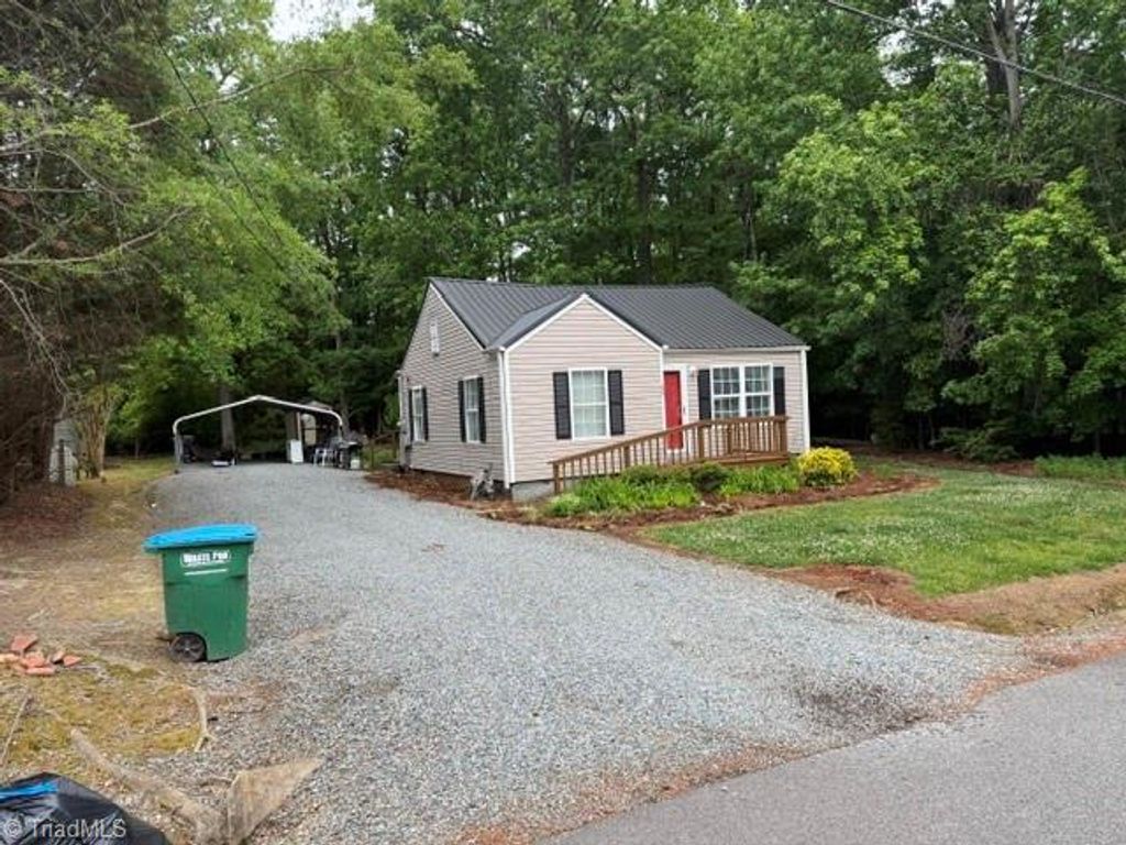 Photo of 295 Spring Street, Denton, NC 27239 (MLS # 1218999)