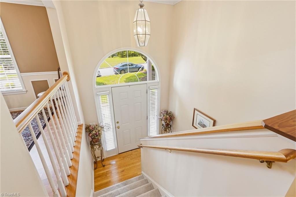 5828 Election Oak Drive