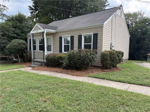 Homes For Rent - 2900 S Main Street<br/> Forsyth County, Winston-Salem, NC 27127