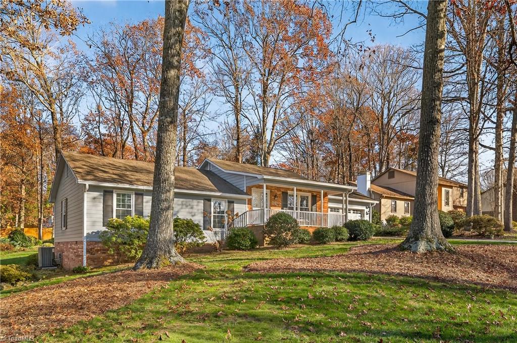 3041 Forest Line Drive