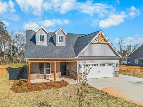 Homes For Sale - 3439 Transou Road<br/> Forsyth County, Pfafftown, NC 27040