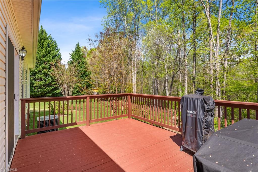 621 Honeysuckle Road, Madison, North Carolina image 35