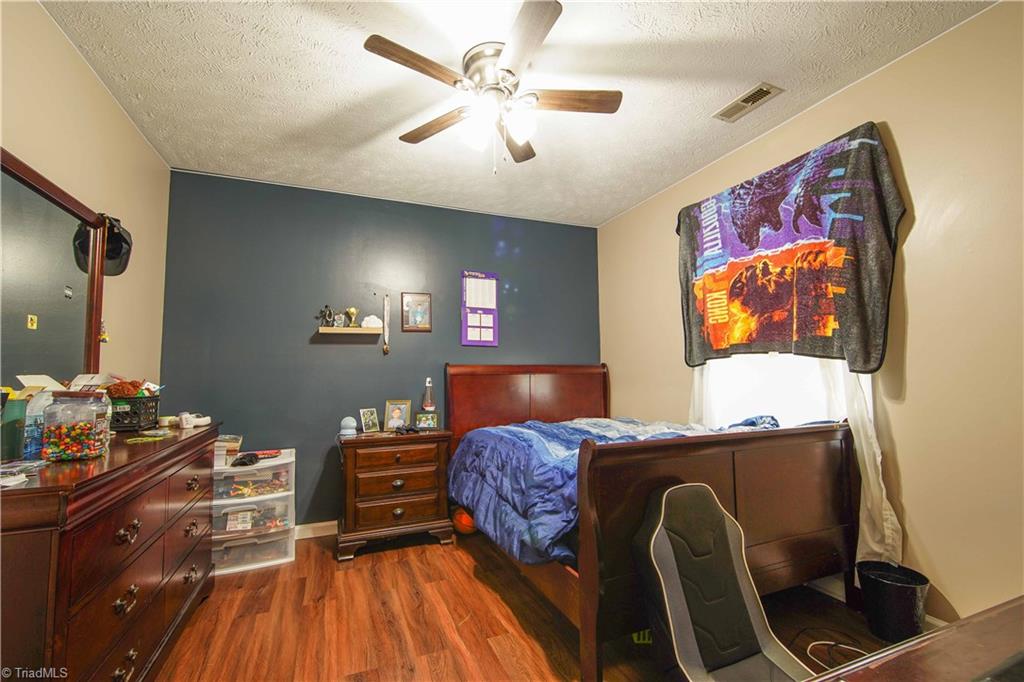 1054 Kentland Drive, King, North Carolina image 25