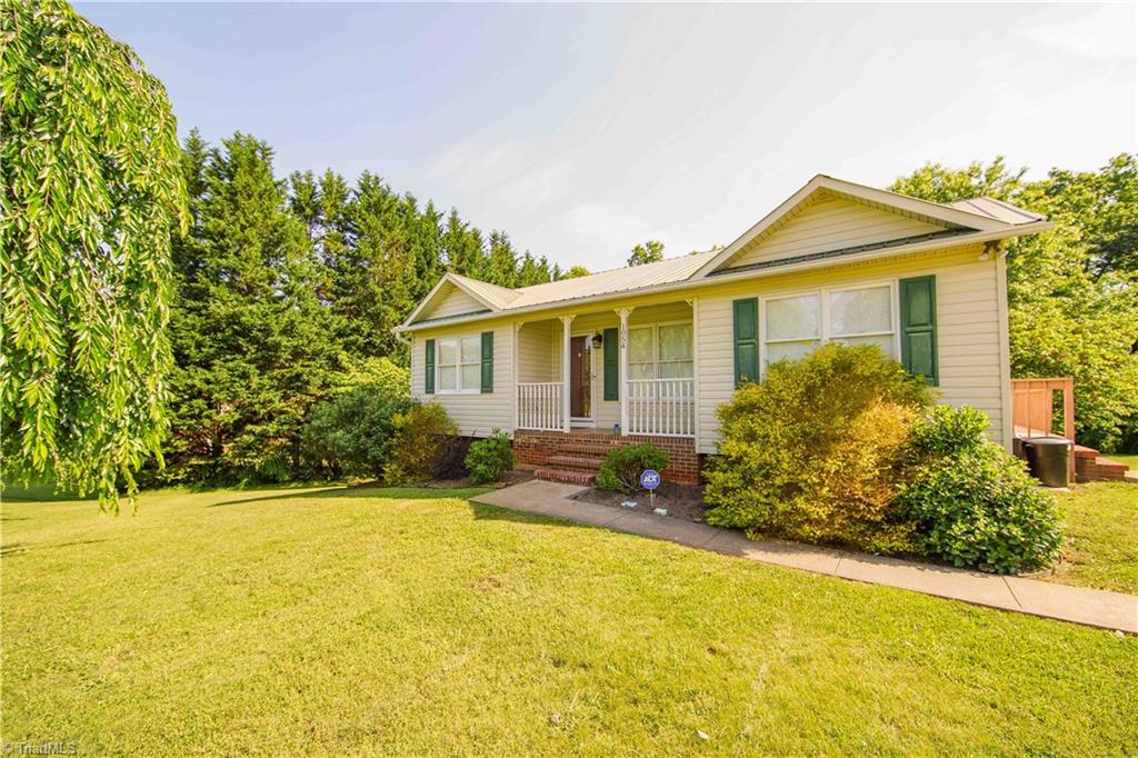 1054 Kentland Drive, King, North Carolina image 3