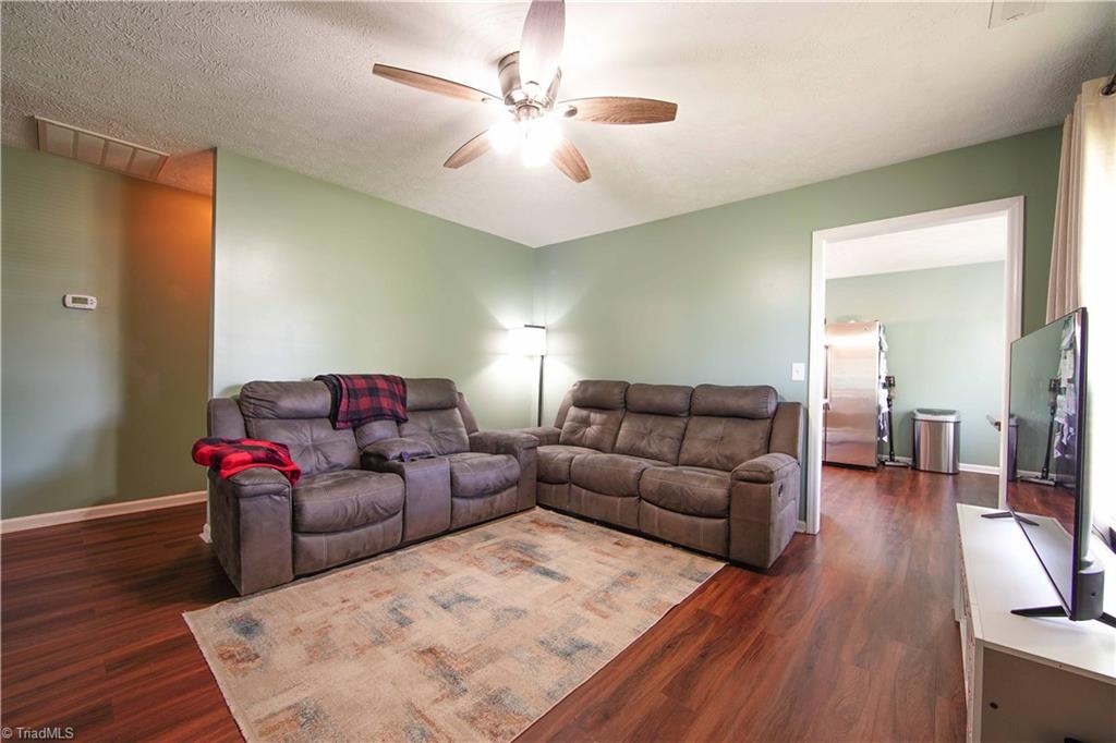 1054 Kentland Drive, King, North Carolina image 16