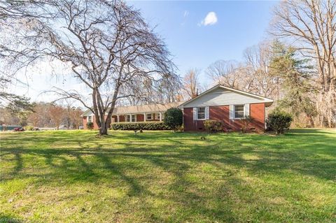 Homes For Sale - 875 Bonanza Drive<br/> Salisbury, NC 28144